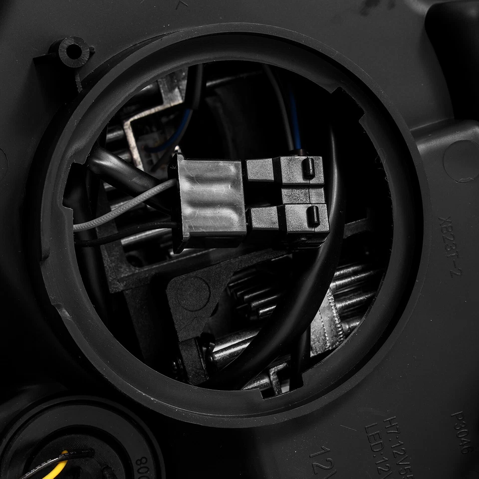 Par de faros proyectores transparentes alfa negros para Toyota 4Runner serie LUXX 10-13 Foto 4 de 4