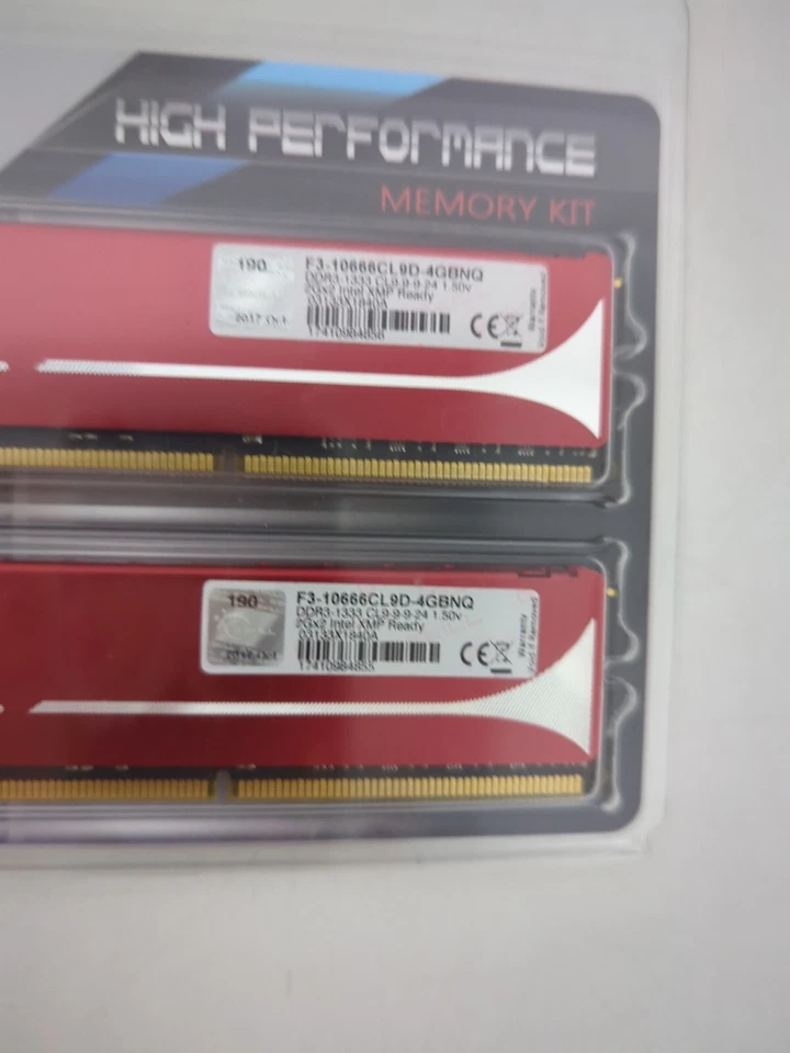 G.SKILL HIGH PERFORMANCE MEMORY KIT  F3-10666CL9D-4GBNQ - Image 2 of 4