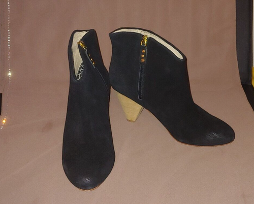 Matt Bernson Ankle Boot Size 8.5M Jardin II Distressed Black Suede w/beige heel