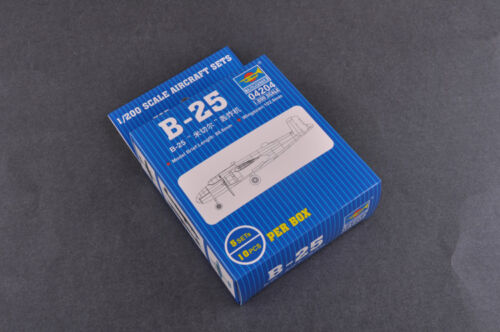 Kit Modelo de Conjunto de Avión Mitchell Plástico Trompeter 04204 1/200 Escala B-25 - Imagen 5 de 6