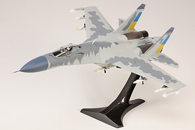 JCW-72-SU27-016 JC Wings Su-27 Flanker-B 1/72 Model Ukrainian Air