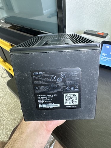 ASUS ZenWiFi Pro ET12(4PK) Trójzakresowy router bezprzewodowy WiFi 6E - 90IG05Z0-MA1A1V - Zdjęcie 2 z 6