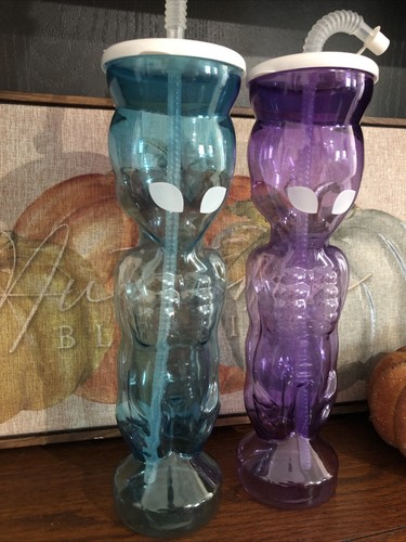 Coppia di tazze da sipper in plastica aliene Space Invader 12" con paglia blu e viola - Foto 3 di 5
