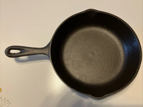 Vintage BSR Cast Iron Skillet No. 5  8 1/8" Century Series, Sits Flat, Heat Ring
