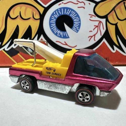 1970 Hot Wheels REDLINE Tow Truck ROSE pink TOUGH White Interior Near Mint