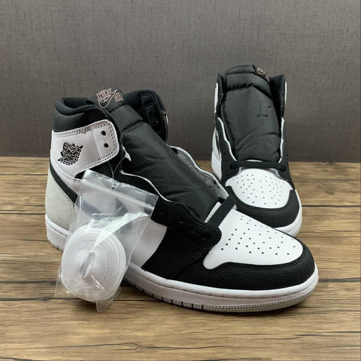 ★レア★AIR JORDAN 1 RETRO Buy Air Jordan 1 Retro High OG CO.JP 'Tokyo' Suitcase