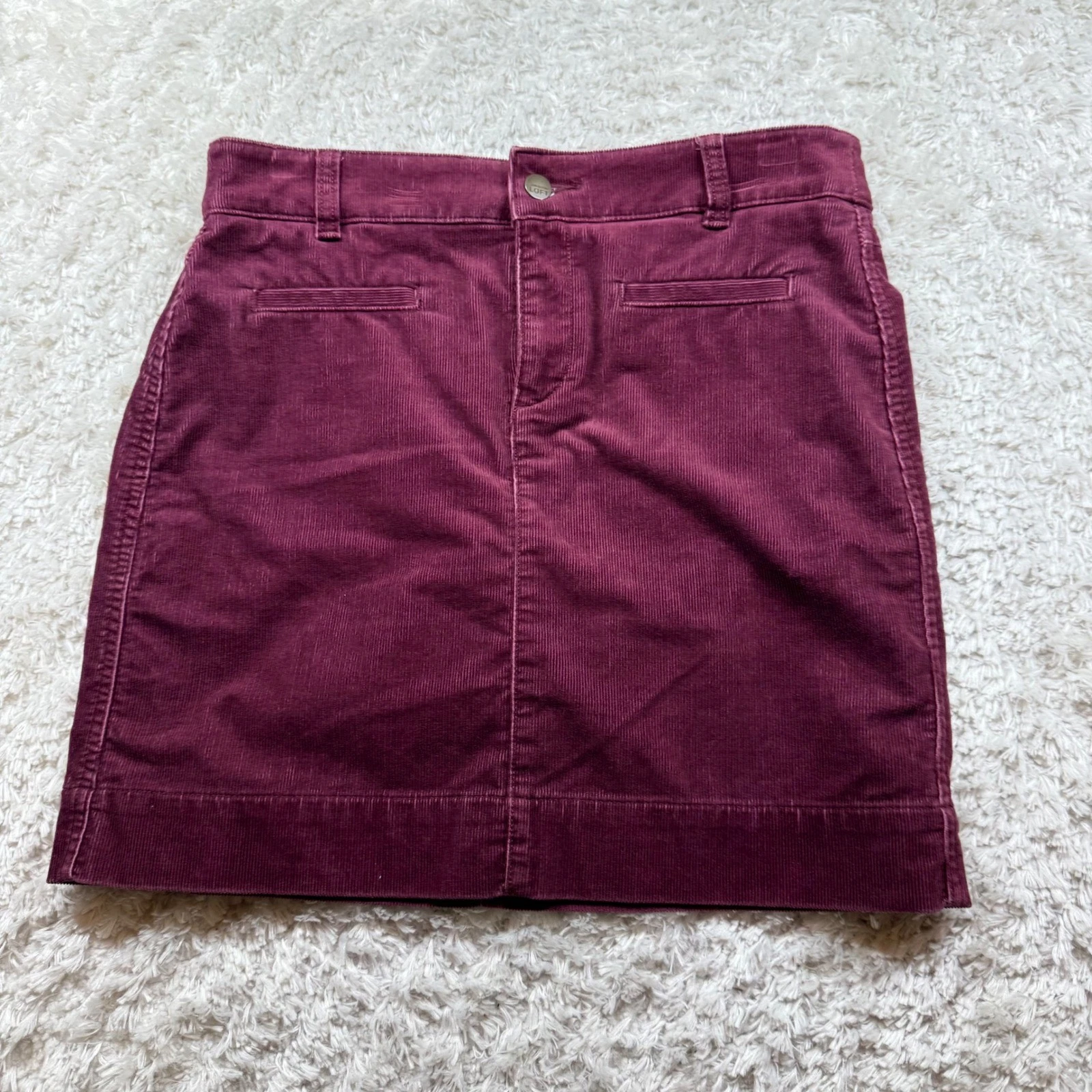 Ann Taylor LOFT Corduroy Skirt Womens 4 Maroon Mini Academia Boho Preppy Retro