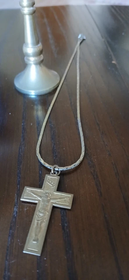 Antique Christian Artifacts in Leather Satchel Common Prayer Book/ Crucifix +++ - Image 2 of 4