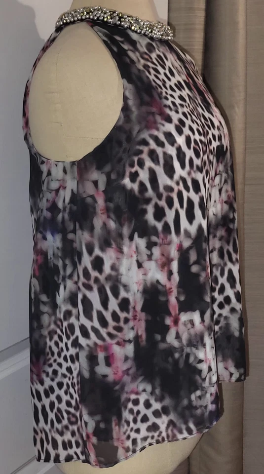Blusa sin mangas Jennifer Lopez negra con estampado de leopardo escote con cuentas para mujer S Pequeña Foto 3 de 4