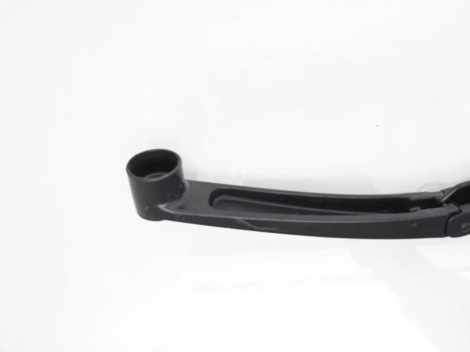 Brazo limpiaparabrisas pasajero Hyundai Sonata Sel Plus 2020-2022 98321-L1000 Foto 2 de 4