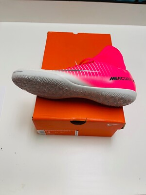 sepatu futsal nike mercurial pink