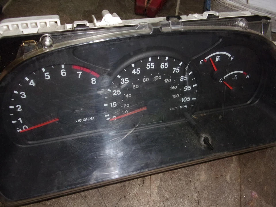 01 2001 SUZUKI Vitara XL7 спидометр приборной панели датчики - Изображение 3 из 4