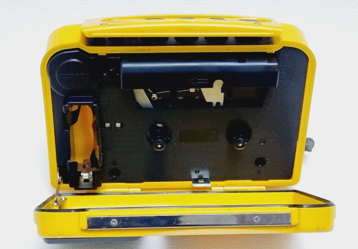 Vintage Sony Walkman Sports Cassette Player WM-B52 | eBay Vintage Sony Walkman Sports Cassette Player WM-B52 | eBay