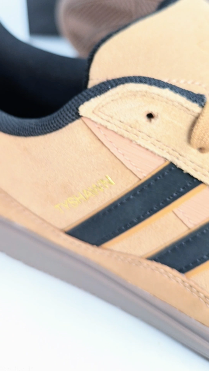 Adidas US 7 Men's Yellow/Brown/Black Suede Retro Skate