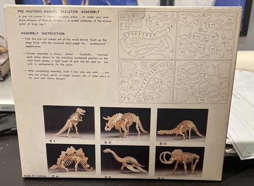 Vintage Animal Craft E4 Stegosaurus Wood Kit Made In Taiwan. Unassembled In Box - Picture 2 of 3