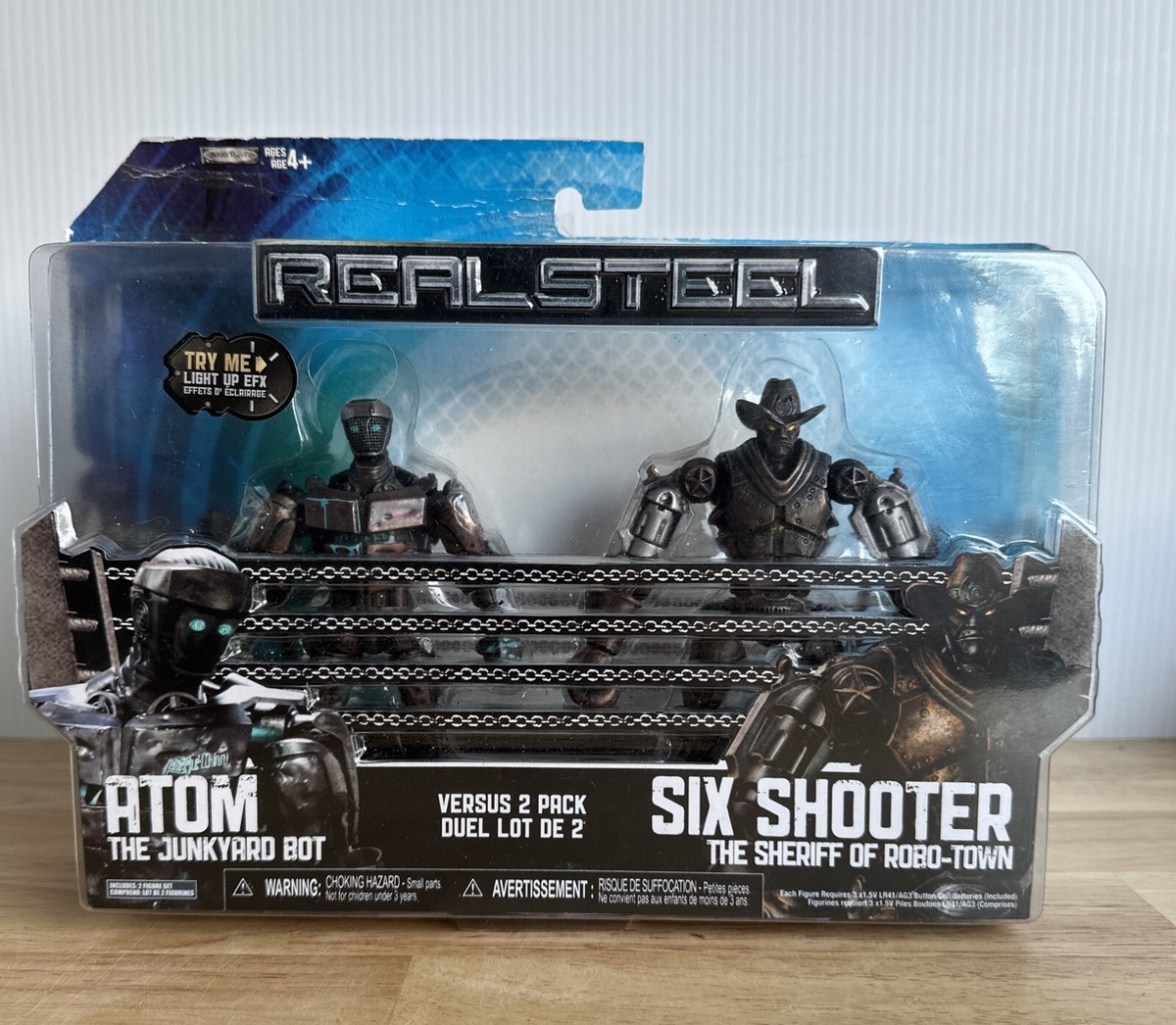 Real Steel Versus 2 Pack Atom vs Six Shooter Robots Jakks Pacific
