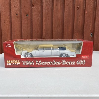 Sun Star 2301 Mercedes Benz 600 Pullman Landaulet 1966 weiß Maßstab 1:18