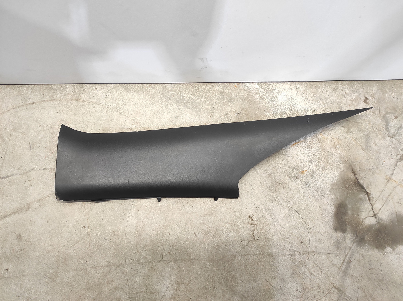 FORD USA MUSTANG Coupe Right Side C Pillar Trim JR3B6331010 2018 29049274