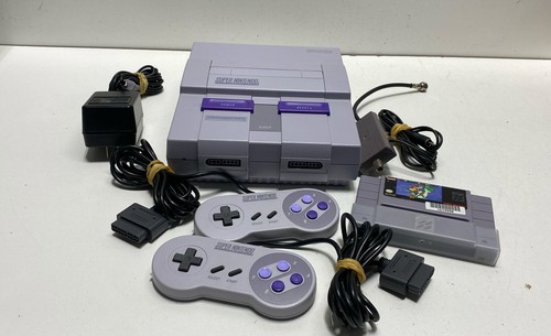 Nintendo SNES Konsole mit Zubehör Originalverpackt - Grau