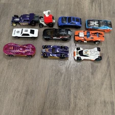 Hot Wheels and Matchbox Die-Cast Toy Cars Large Lot of 10, Mixed Brands