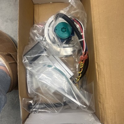 Spectra Fuel Pump Module SP2379M Ford F-250 Super Duty F-350 F-350 Super Duty
