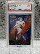 2019 Panini Select  Field Level Daniel Jones #205 Blue Prizm Rc #’d / 75 PSA 9