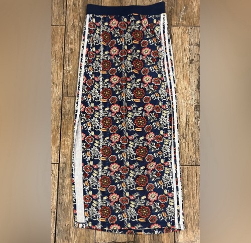 Adidas ( farm rio ) size XS extra small floral skirt - Picture 1 of 5