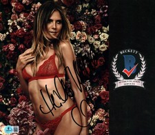 Heidi Klum Signed Beautiful Busty Leggy Model 8x10 Photo Blonde VS Angel BAS COA