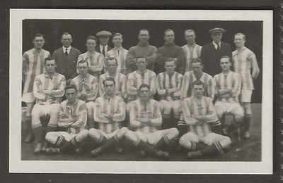 CHUMS - FOOTBALL TEAMS 1922 (MF20) - #11 - WEST BROM WBA 