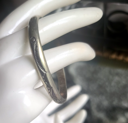 Brazalete Navajo Vintage Estampado Plata de Ley Sólida Steer Firmado 2 1/2" - Imagen 11 de 11