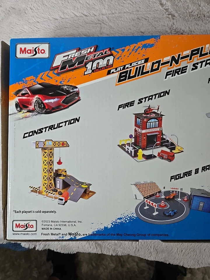 Maisto Fresh Metal 100 Build N Play FIre Station NEW IN BOX! - Image 4 of 4