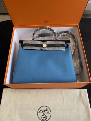 エルメス エールバッグ Herbag 31 ニューブルージーン 💙 Rare 💙 Brand new Hermes Herbag 31 Blue Jean/Noir | eBay
