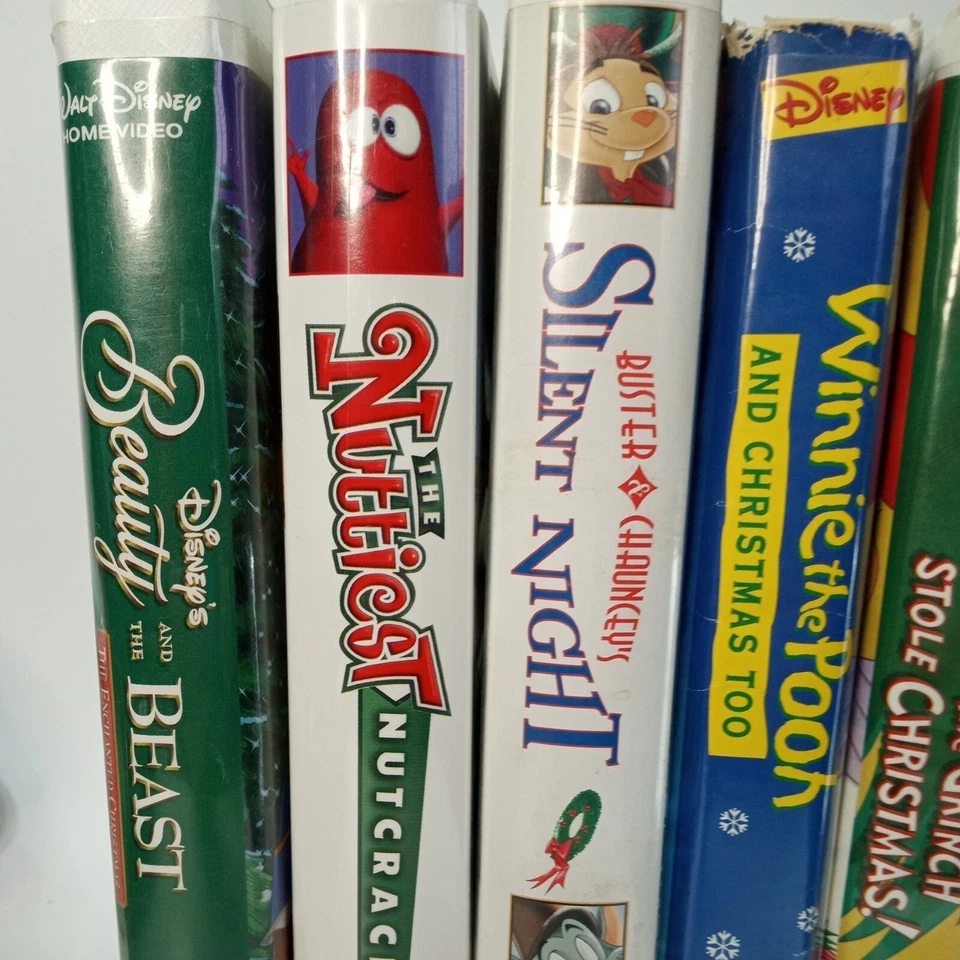 Lot of 6 VHS Christmas Movies Disney's Winnie Pooh Beauty Beast Grinch Rudolph - Imagem 2 de 4