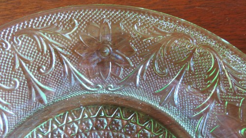 Tiara Glass Sandwich Chantilly Green 10 ¼” Dinner Plate(s) - Picture 3 of 3