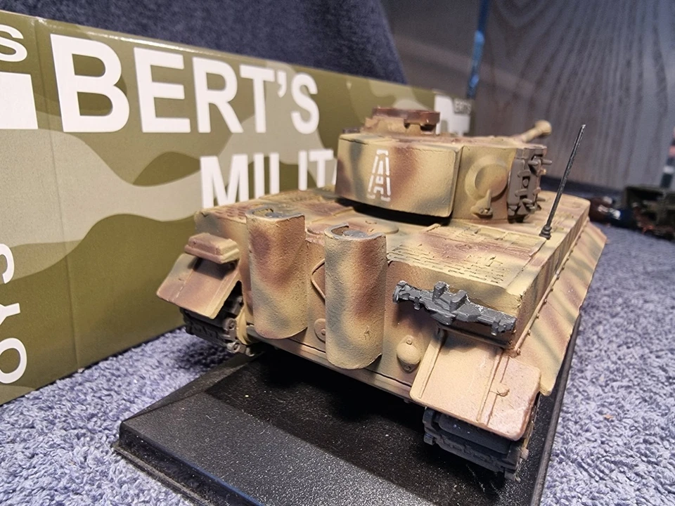 Solido / BMM German Tiger I Tank / PAnzer , Ukraine 1944 # Ref 06 - Bild 4 von 4