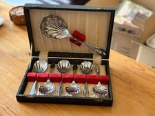 Vintage Stainless Chrome Plate Scallop Dessert Spoons & Serving Spoon in box