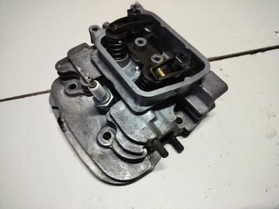 #ad 11008 7024 KAWASAKI ENGINE CYLINDER HEAD $125.00