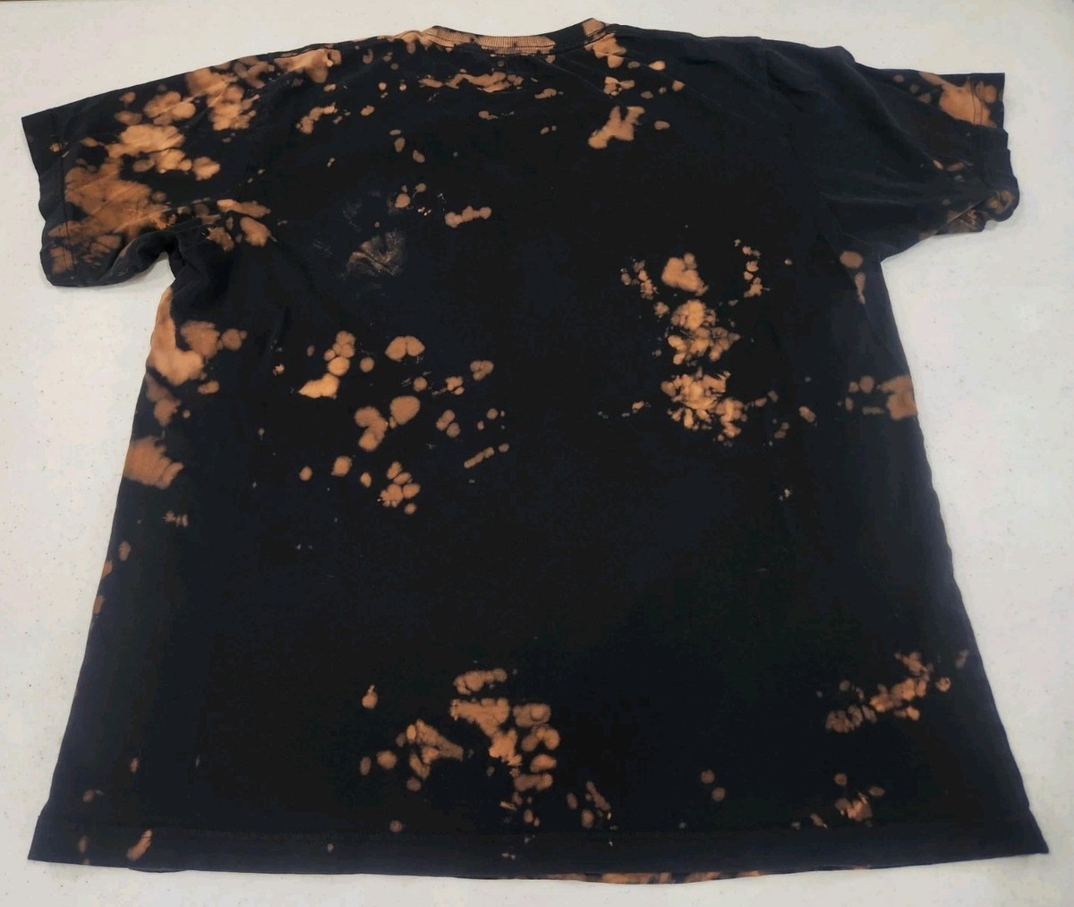 UT Uniqlo X BT21 Chimmy Park Jimin BTS Men's Size L T-Shirt Bleach