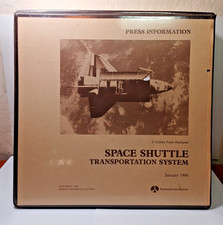 Rare Space Shuttle 1984 Press Information 615 Page Notebook Binder JRRDS