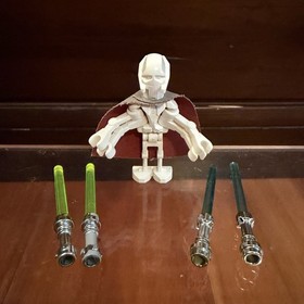 LEGO Star Wars 2005 General Grievous sw0134 w/Cape + 4 Lightsabers 7255