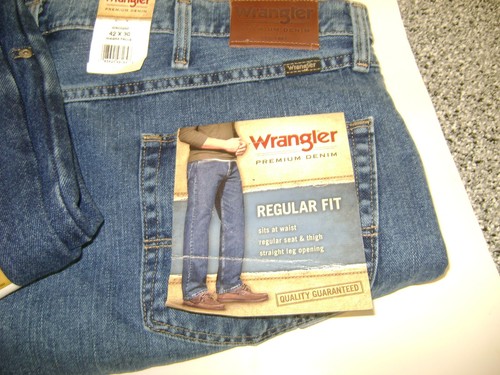 Wrangler Premium Denim Jeans Regular Fit 42x30 Blue Men’s NWT 2 Pairs - Picture 2 of 4
