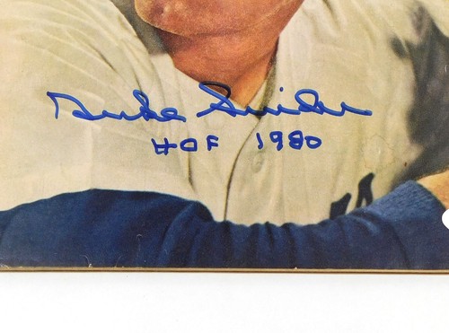 Revista deportiva firmada por Duke Snider con inscripción Salón de la fama 1980 1957 Dodgers JSA automática - Imagen 2 de 3