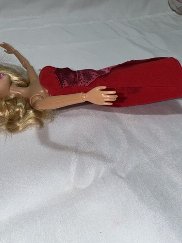 Barbie Fashionistas Glam Doll 2009 Red Dress Red Shoes Great Condition - Picture 21 of 24