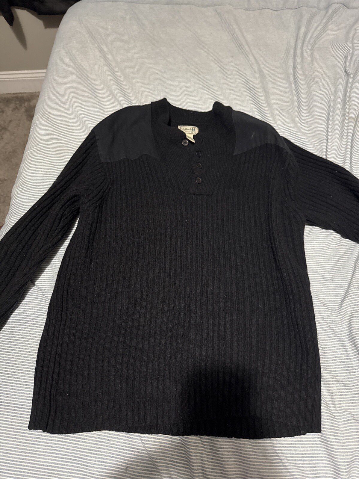 Picture 1 of 4