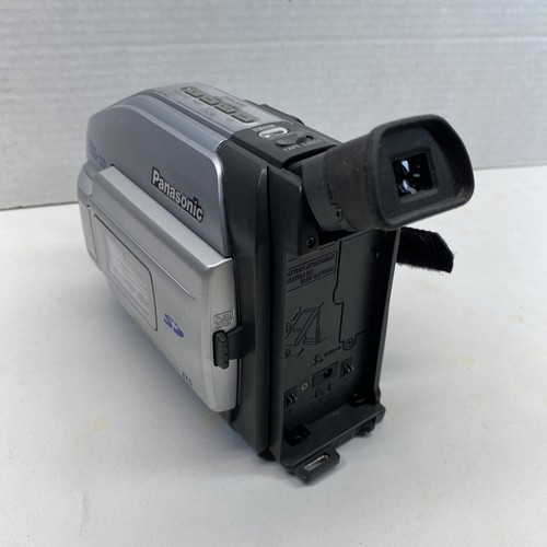 Panasonic Palmcorder PV-L453D VHS-C Analog Camcorder PARTS UNTESTED NO BATTERY - Picture 4 of 7