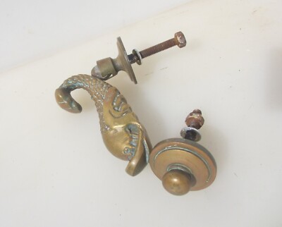VINTAGE ALTER SCHWERER MASSIVER MESSING TÜRKLOPFER NAUTISCHER DELFIN CUTARJAR FUNKTIONIERT