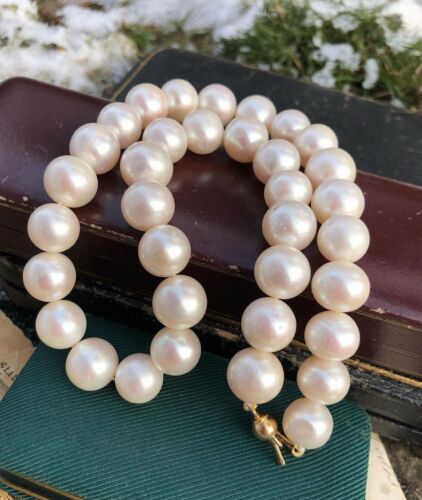Huge Vintage Women's Jewelry Necklace Beads Natural Mother of Pearls 86.6 gr - Picture 1 of 11