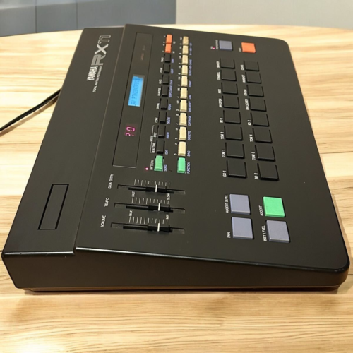 YAMAHA RX11 Digital Rhythm Programmer Drum Machine As-Is For Parts From Japan - Picture 9 of 11