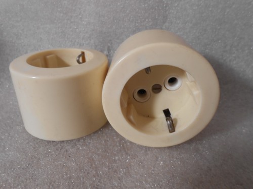 alte antike DDR kein Bakelit Schuko Steckdose Aufputz Beige Schalter - Bild 2 von 8