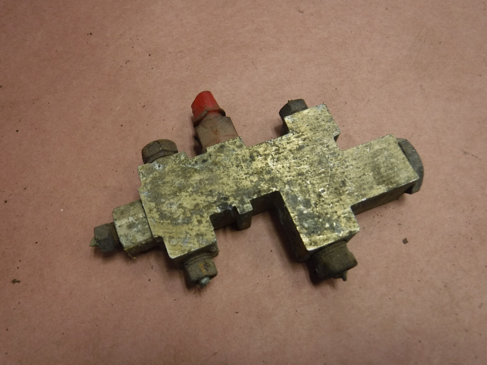 Jeep Cherokee XJ 8489 Brake Proportioning Valve Red Plug Free Ship eBay